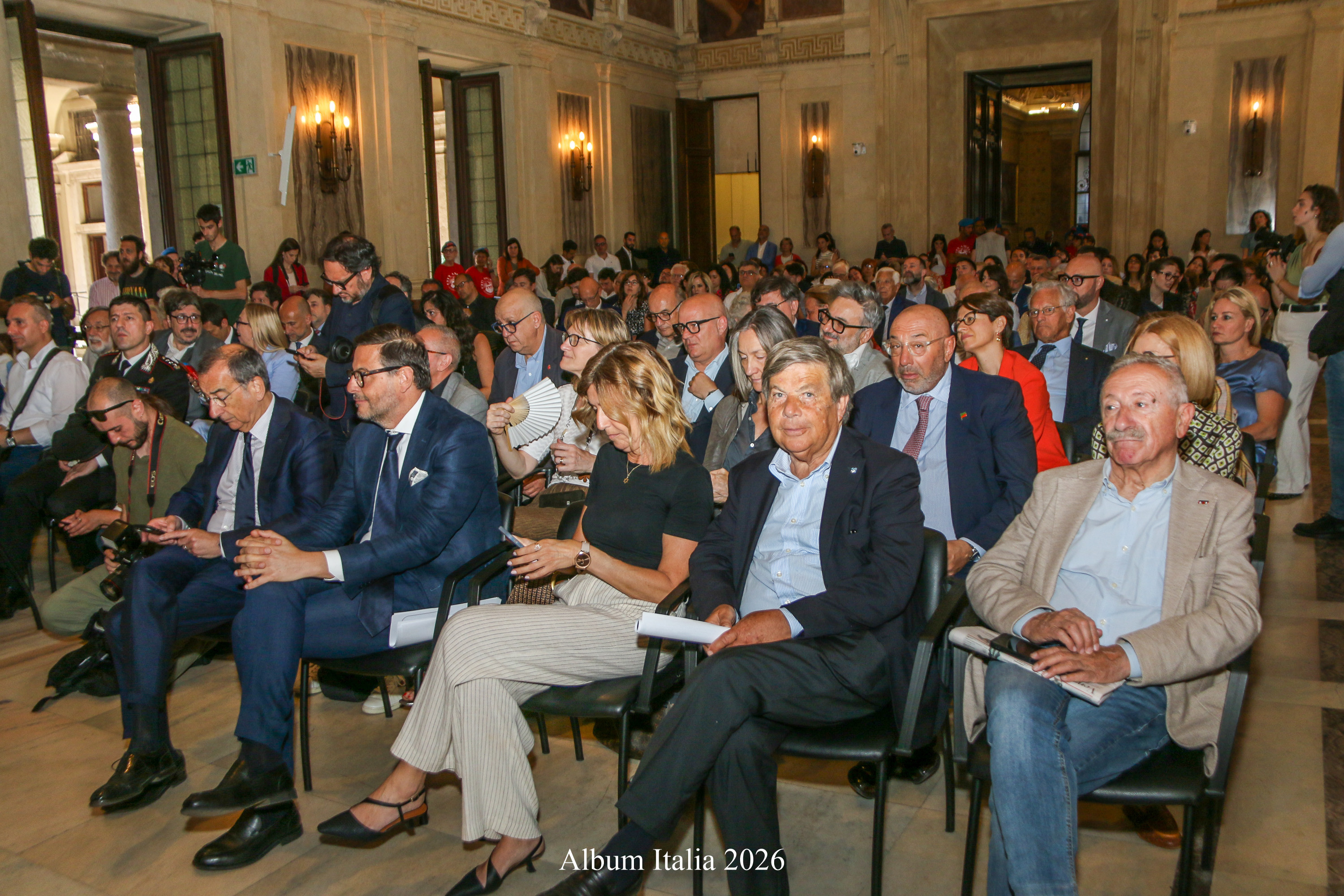 Album Italia